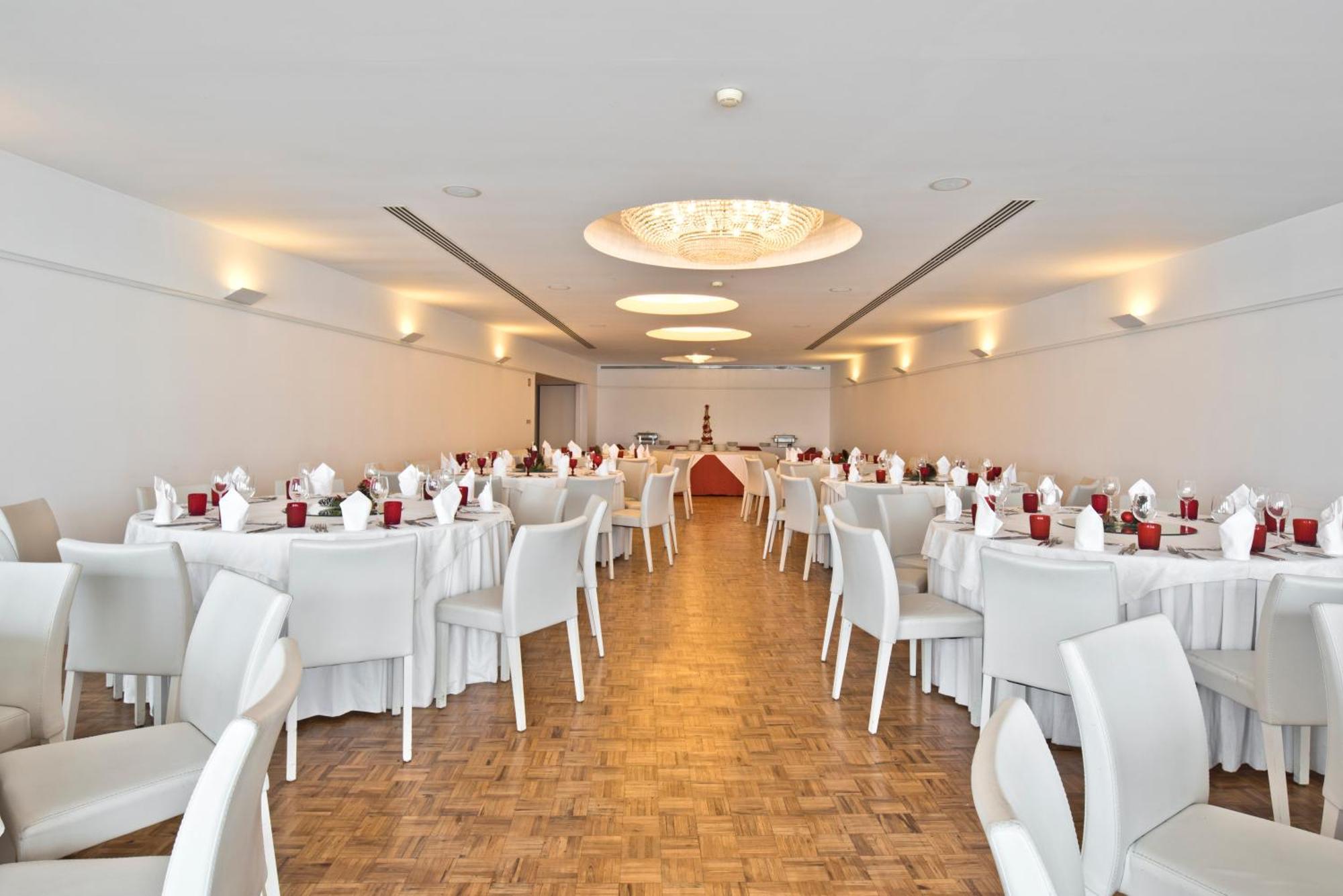 Golden Tulip Porto Gaia Hotel Vila Nova de Gaia Bagian luar foto