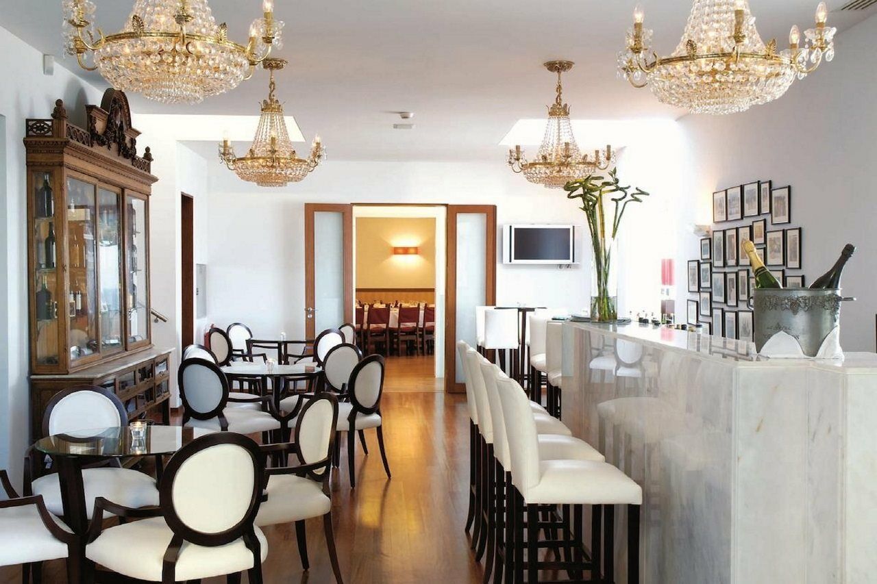 Golden Tulip Porto Gaia Hotel Vila Nova de Gaia Bagian luar foto