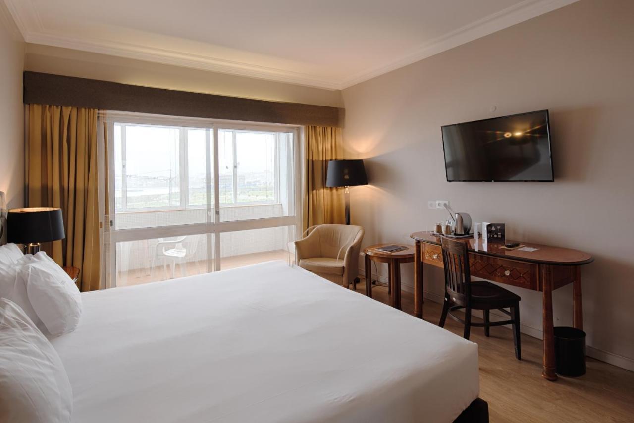 Golden Tulip Porto Gaia Hotel Vila Nova de Gaia Bagian luar foto